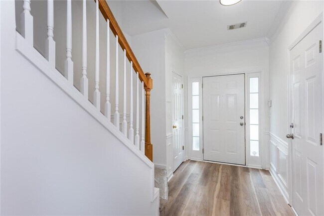 Foto del edificio - 3967 Howell Park Rd