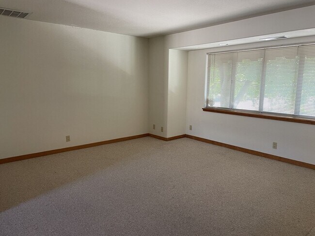 Foto del edificio - 301 7th St