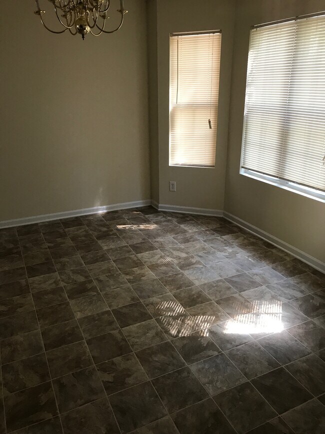 Foto del edificio - 2769 Norfair Loop