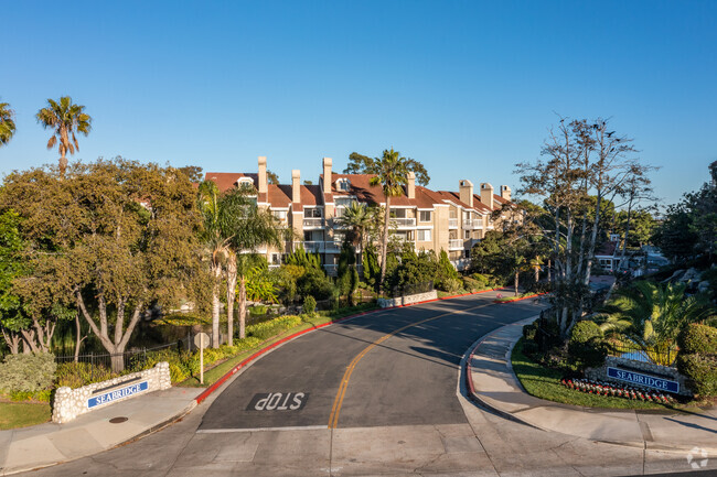 Building Photo - Seabridge Villas