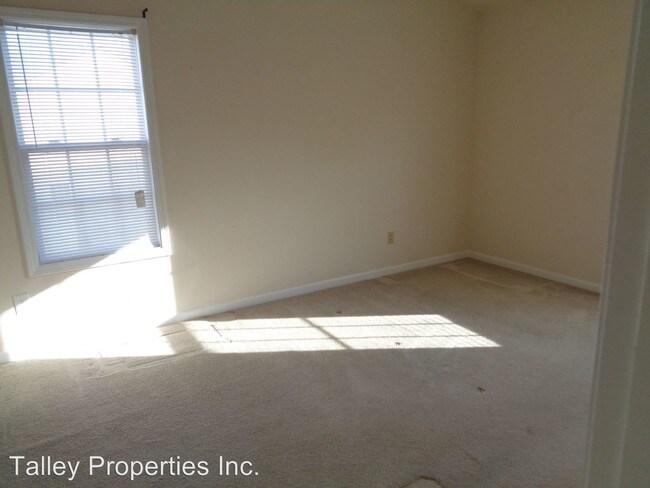 Building Photo - 1185 Triece Ln