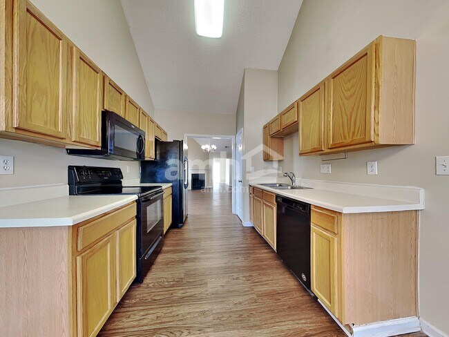 Foto del edificio - 6122 Patric Alan Ct