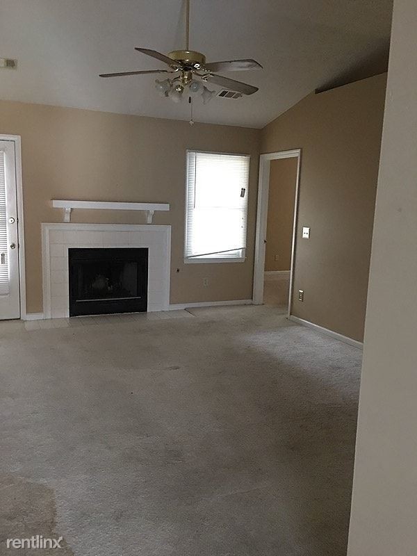 Building Photo - 4 br, 2 bath House - 957 Chesapeake Way