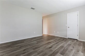 Building Photo - 7509 Mesa St