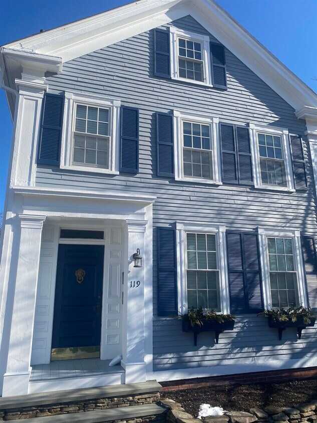 119 Summer St Unit 2nd Floor, Portsmouth, NH 03801 Apartment for Rent