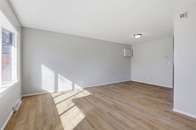 Foto del edificio - 836/840 Greenwood Court