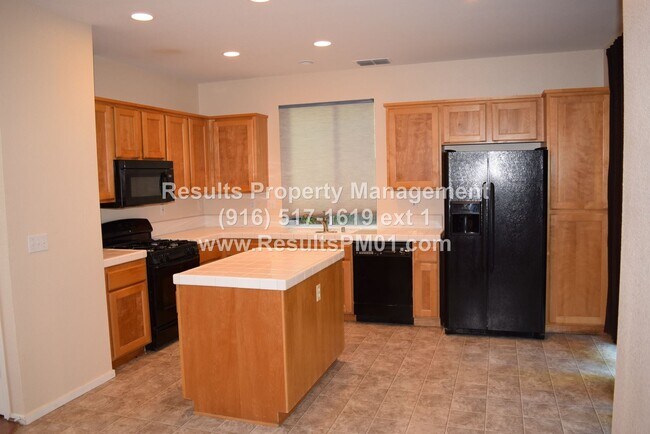 Building Photo - 3 br, 3 bath House - 883 Fifteen Mile Dr.