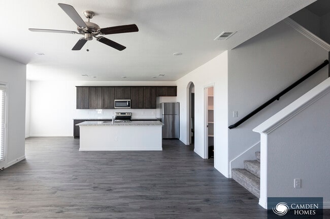 Building Photo - 10014 Spice Ln