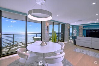 Building Photo - 250 S Ocean Blvd