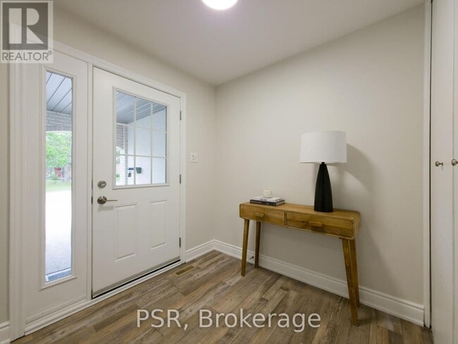 Building Photo - 88 Upper Canada Dr