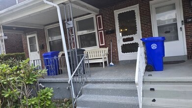 Building Photo - 307 Summit Ave