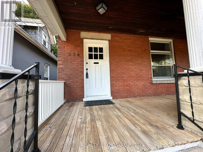 Building Photo - 338 Cheapside St