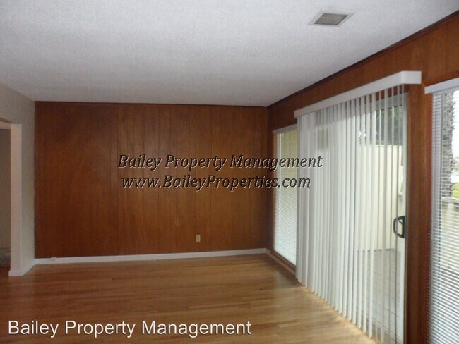 Building Photo - 122 Rincon St