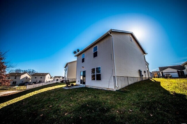 Building Photo - 417 Ramblewood Way