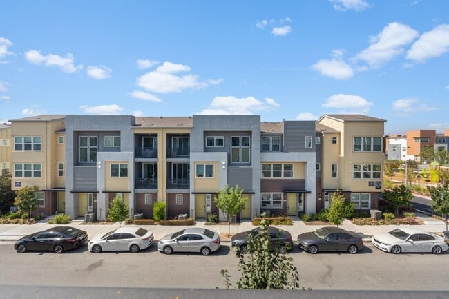 Building Photo - 1888 Newbury Park Dr