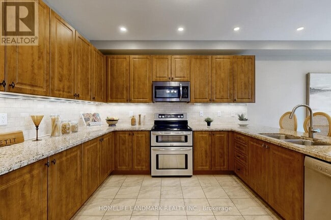 Building Photo - 496 Foxcroft Blvd