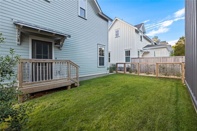 Foto del edificio - 267 E 11th St