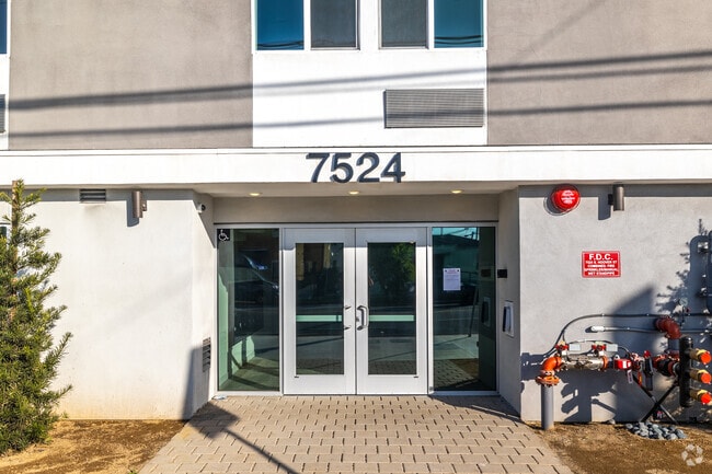 Entrance - 7524 S Hoover St
