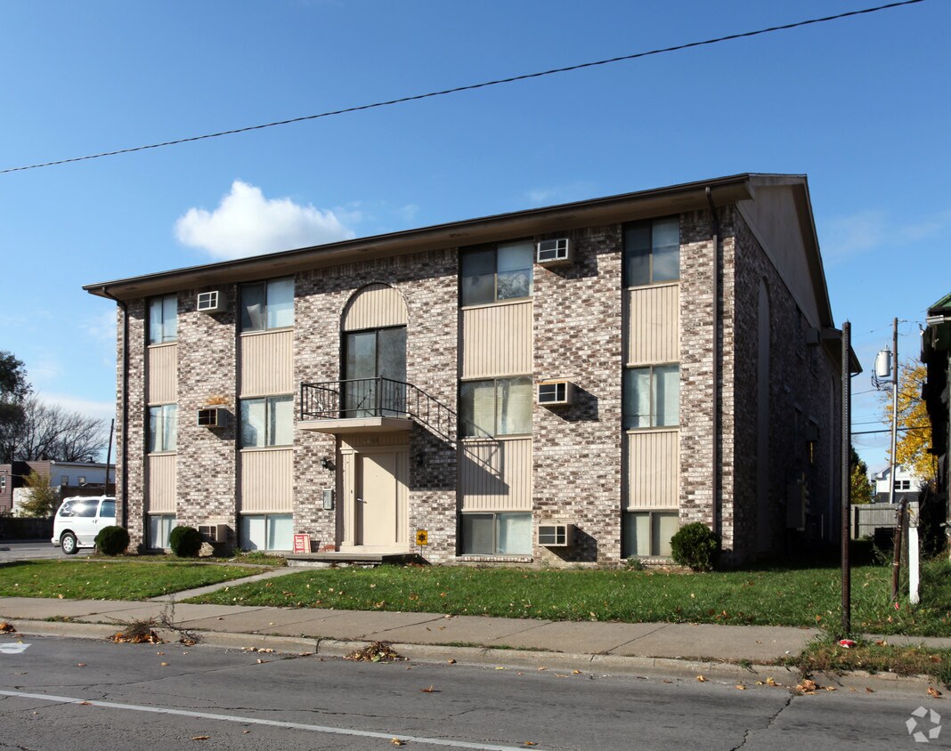 Building Photo - 1154 Oak St