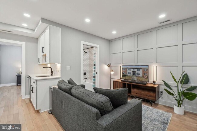 Foto del edificio - 1404 Holbrook St NE