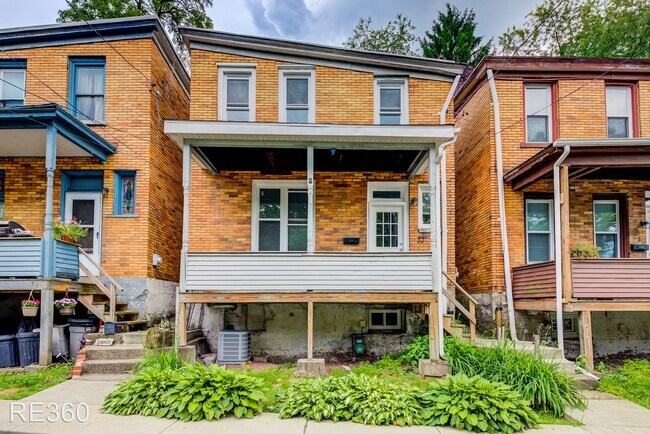 Foto del edificio - 2 br, 1 bath House - 32 Penelope Mt Washin...