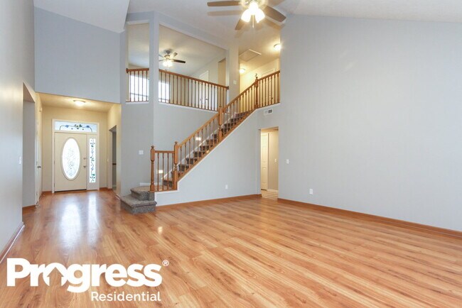 Building Photo - 401 Creekstone Dr