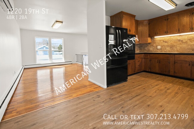 Building Photo - 1220 19th St