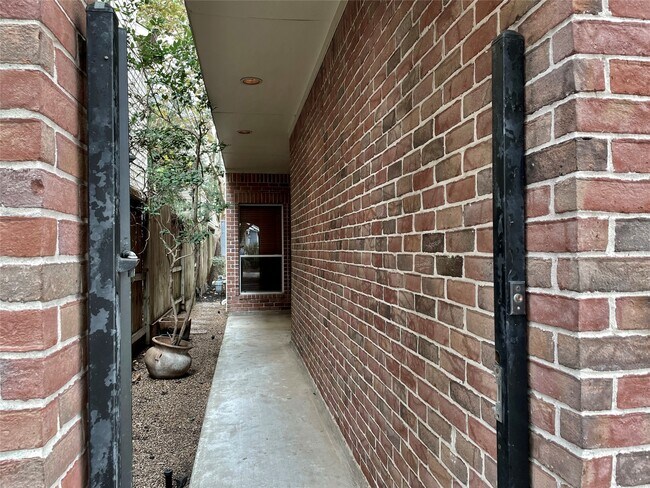 Foto del edificio - 4010 Gibson St