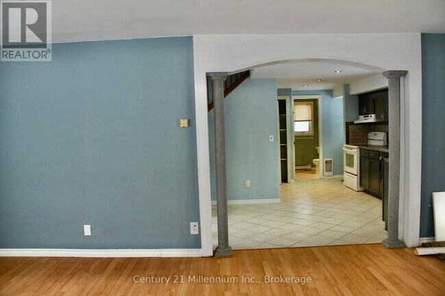 Photo du bâtiment - 124 Main St