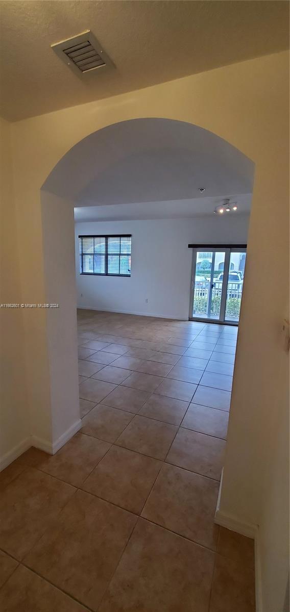 Foto del edificio - 8833 NW 107th Ct