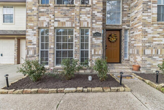 Foto del edificio - 14206 Sun Harbor Dr