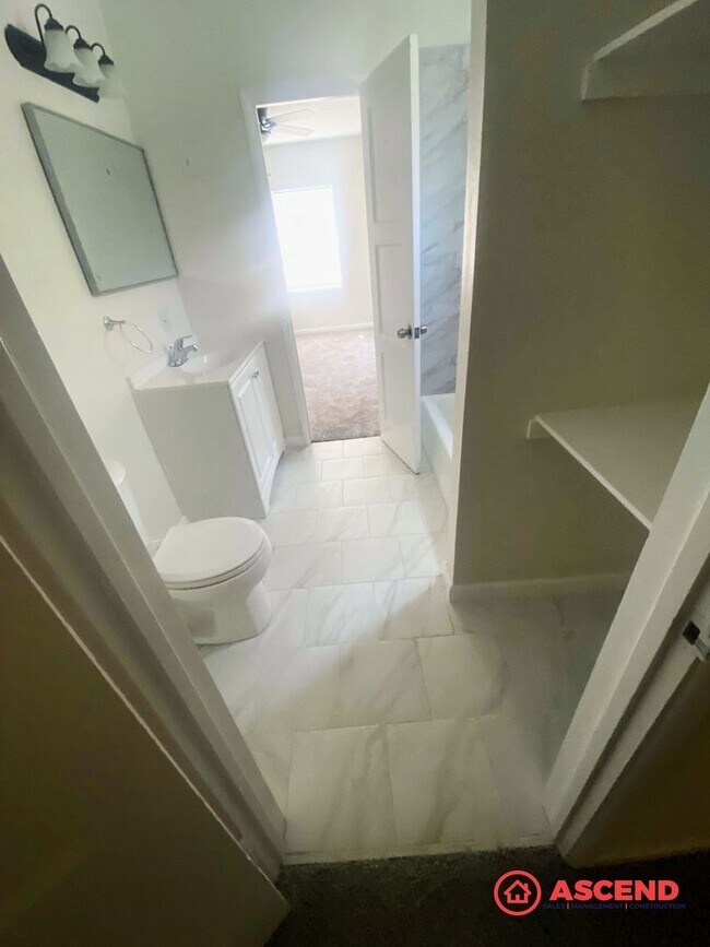 Foto del edificio - Charming 2 Bedroom 1 Bath House