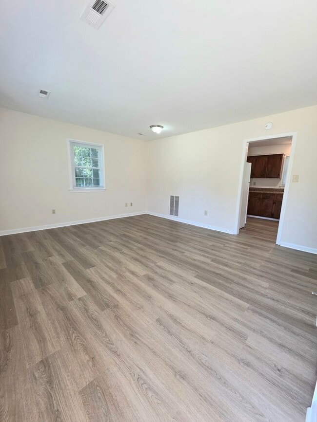 Foto del edificio - Move In Ready 3 Bedroom Ranch!