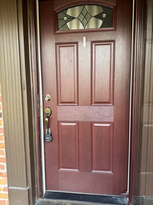 Foto del edificio - 2313 Lynn Rd NW