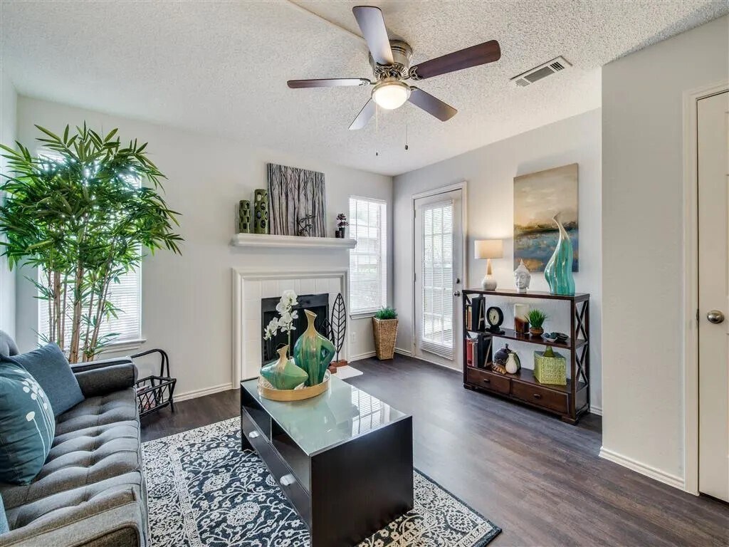 Foto principal - 7610 Cameron Rd