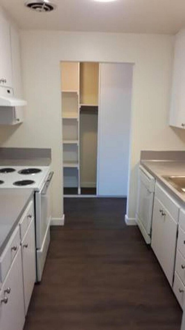 Foto del edificio - 1 bedroom in Seattle WA 98102