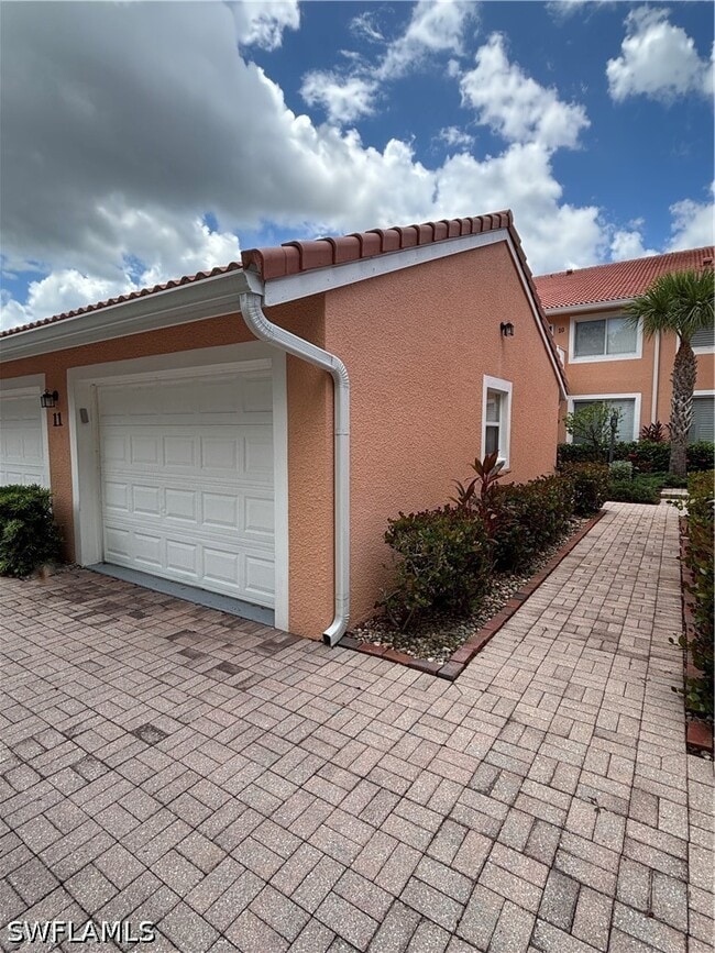 Building Photo - 6820 Beach Resort Dr