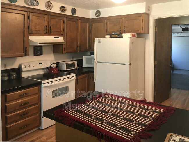 Foto del edificio - 3931 NW Walnut Pl