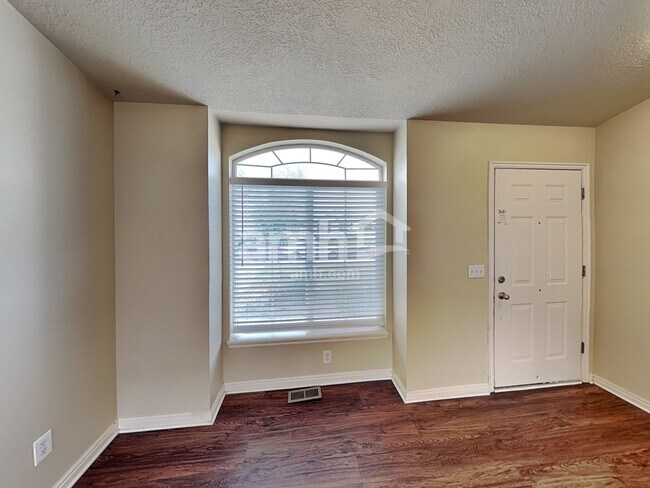 Foto del edificio - 6655 W Millen Cir