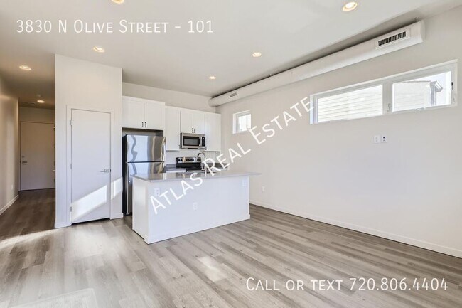 Building Photo - 3830 N Olive Street