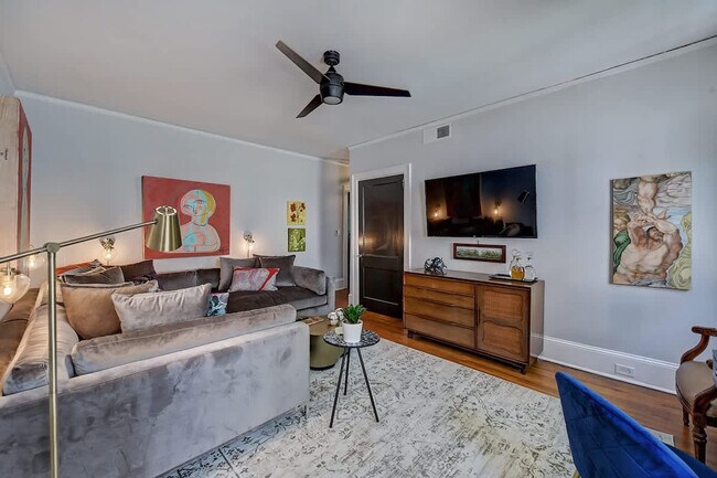 Foto del edificio - 518 Lamar Ave