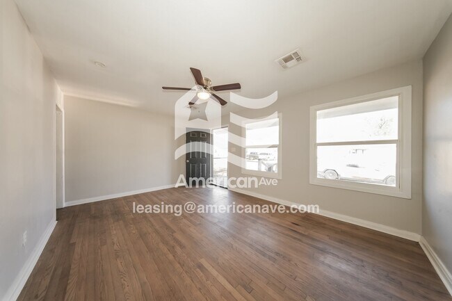 Foto del edificio - 4732 SE 24th St