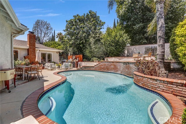 Primary Photo - 21701 Costanso St