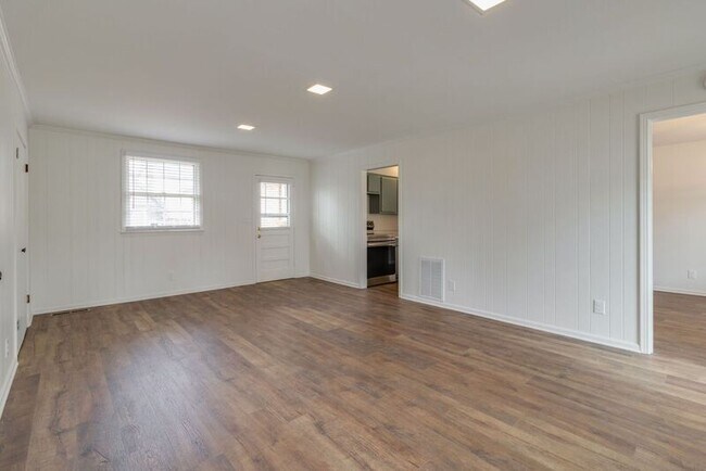 Foto del edificio - 1001 Glendale Ln