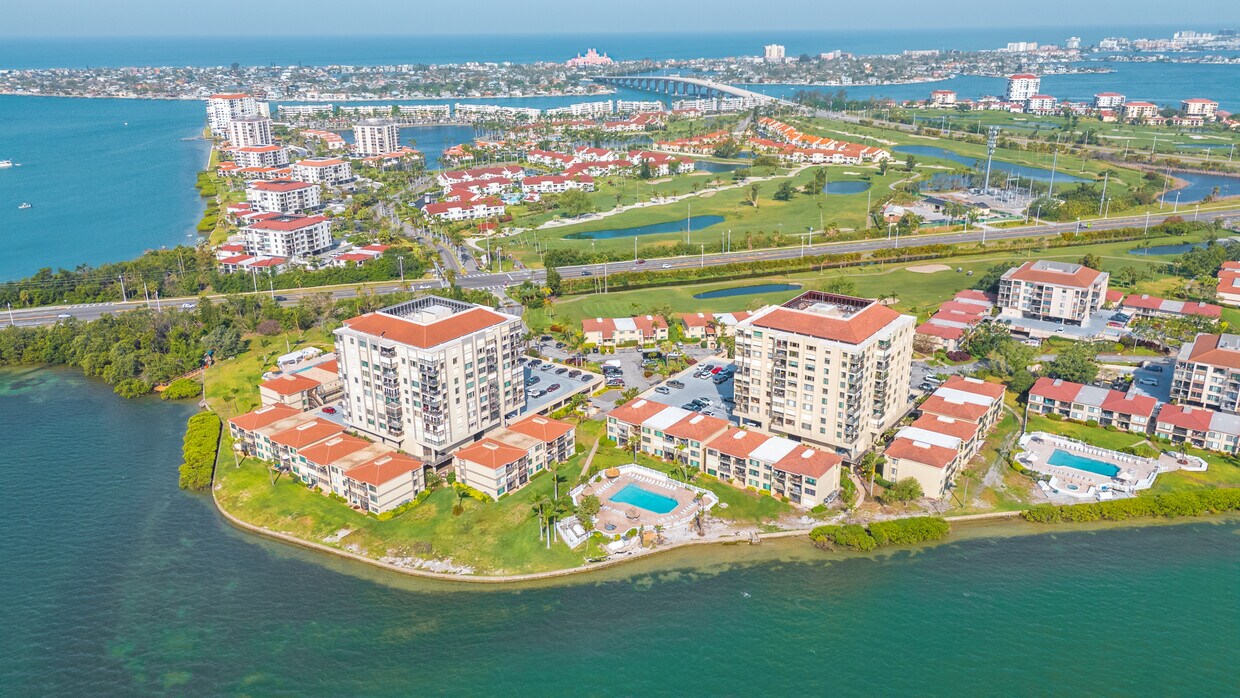 Foto principal - 6372 Palma Del Mar Blvd S