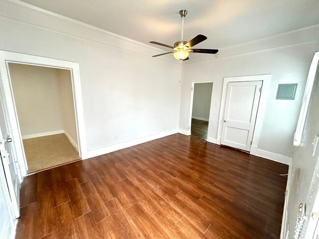 Building Photo - **APPLICATION RECEIVED** Available Now! 2 ...
