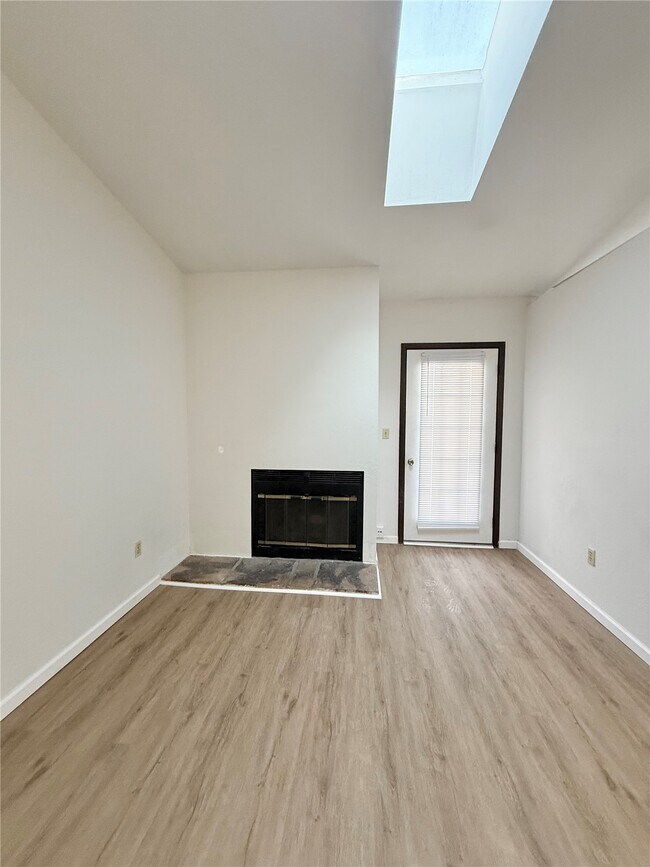 Foto del edificio - 83 Peachtree Ln