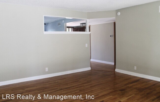 Building Photo - 4 br, 2 bath House - 9950 Oak Park Avenue
