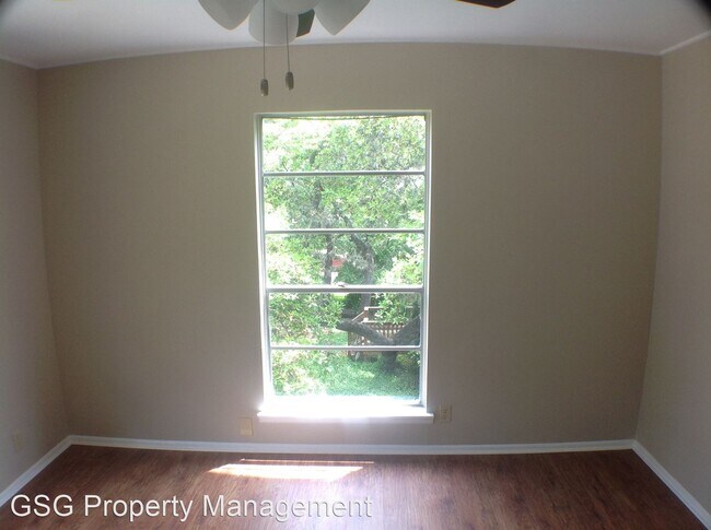 Foto del edificio - 3 br, 2 bath House - 3506 Fallen Leaf Ln