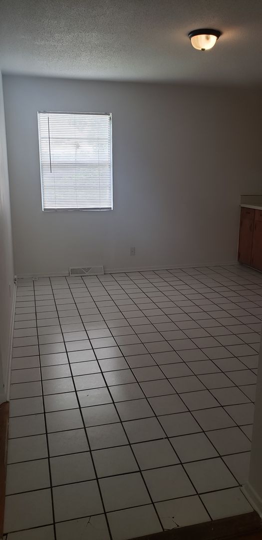 Foto del edificio - 1417 N 63rd Terrace